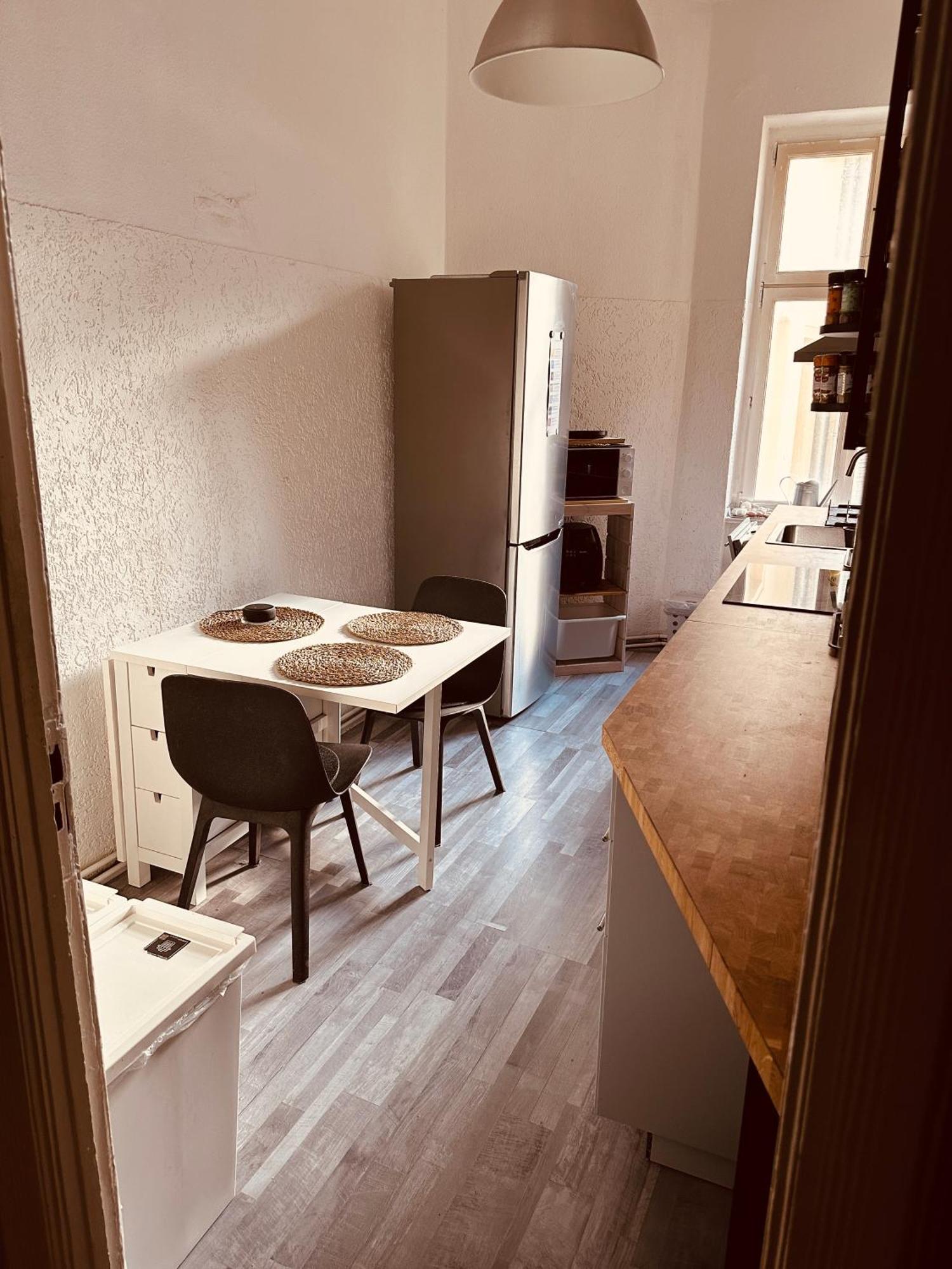 Homestay Artsy For 2 In Prenzlauer Berg - Ideal In Shared Flat *